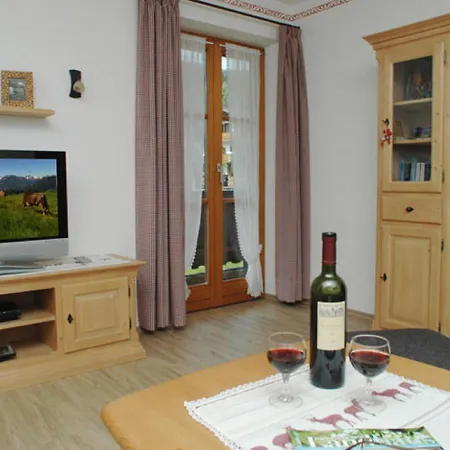 Adolf Hornsteiner Apartman *